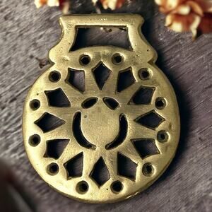 Vintage Horse solid Brass Harness Bridle Medallion